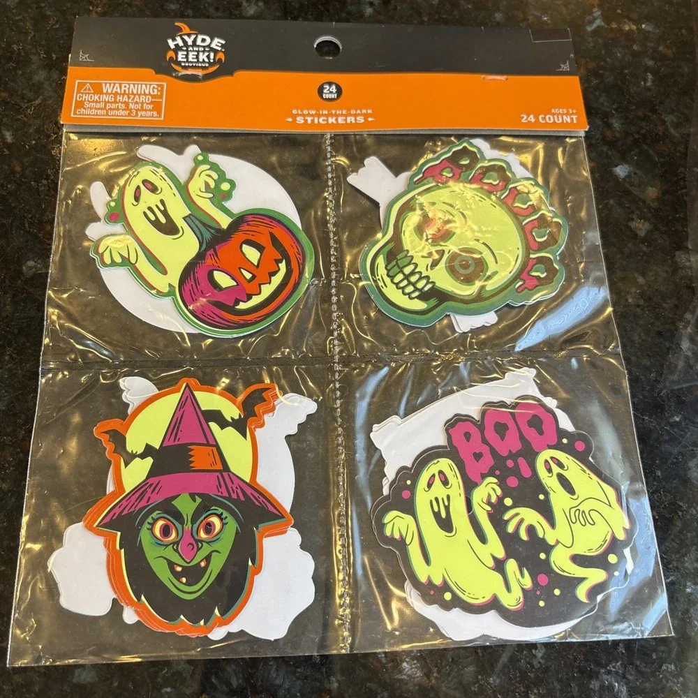 NEW Halloween Party  treat bags, fillable pumpkins, Glow In Dark Stickers